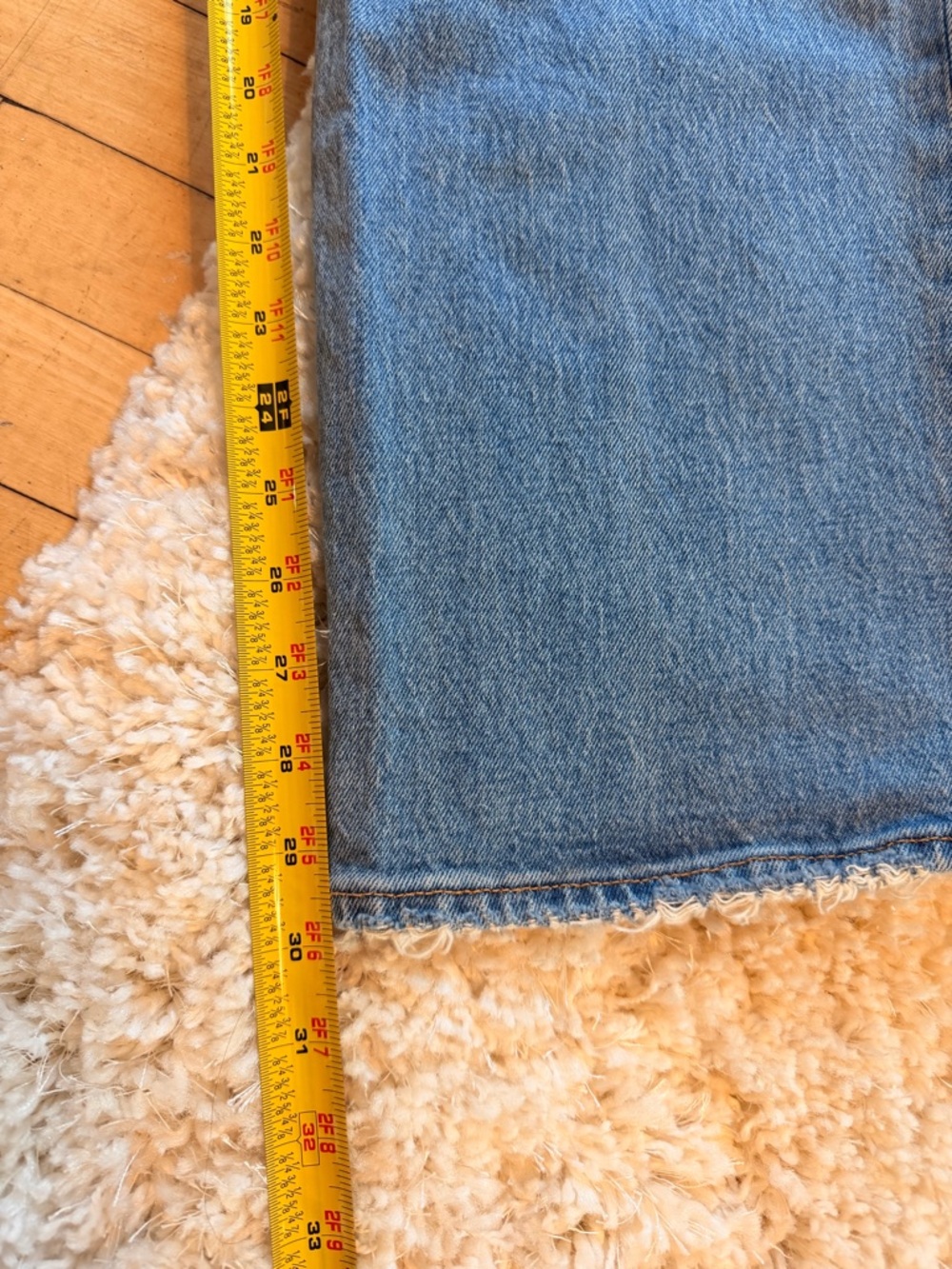 Abercrombie & Fitch Women’s 90s Relaxed High Rise Curve Love 26R Medium Wash - Picture 6 of 6